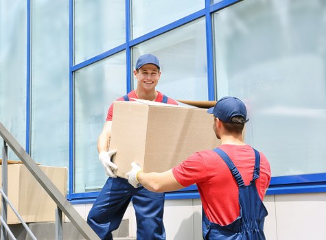 Checklist and preparation items for moving day in Kennington
