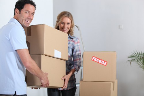 Careful lifting and loading for a house move near Kennington